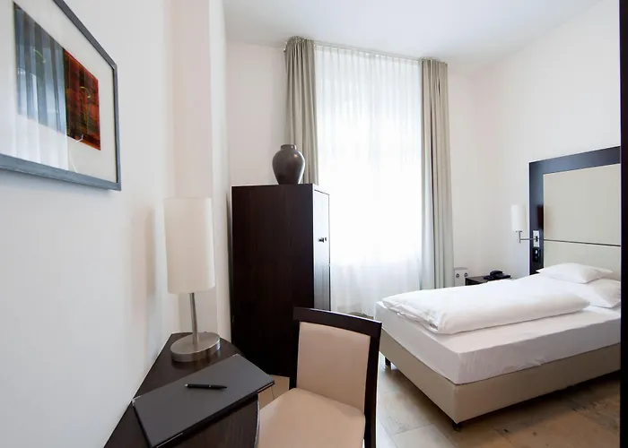 Burns Art Hotel Düsseldorf