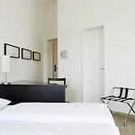 Burns Art 4* Düsseldorf