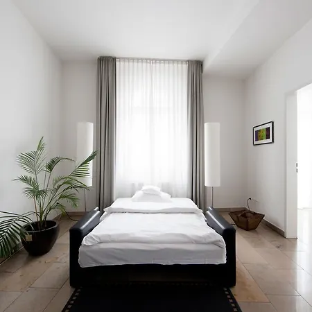 Burns Art Dusseldorf