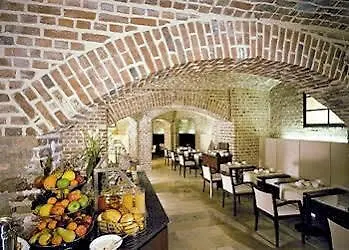 Burns Art Ντίσελντορφ